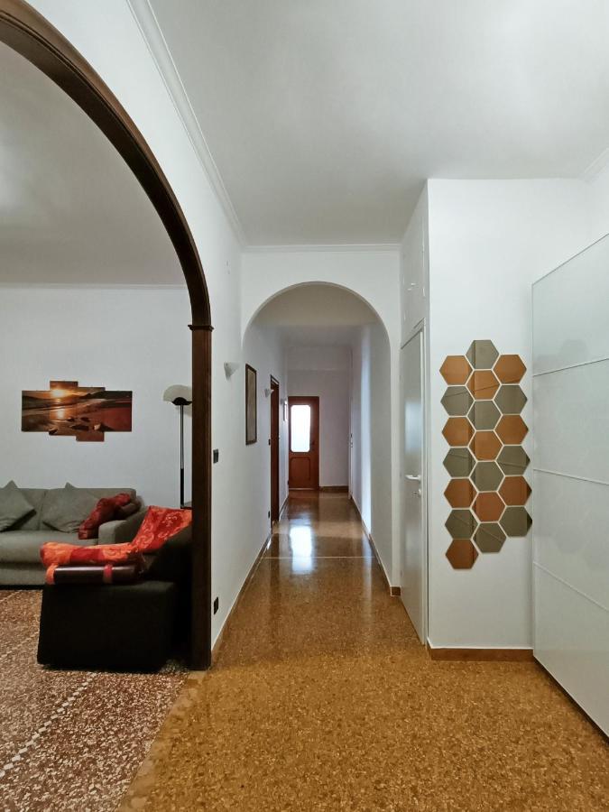 San Martino Appartament Con Parcheggio Privato Genoa Exterior photo